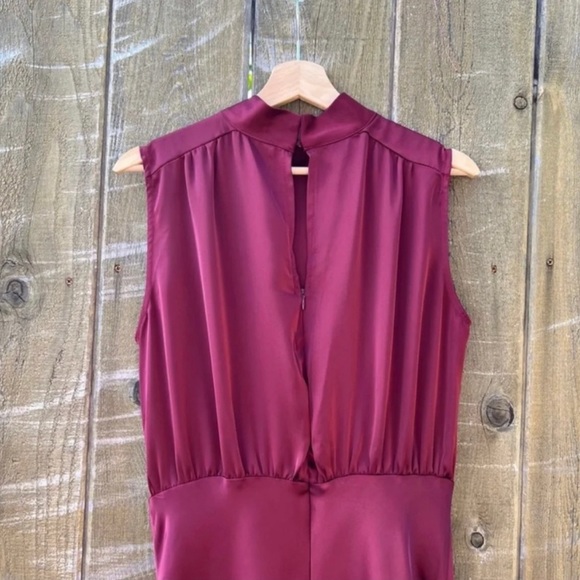 Classy Wine Burgundy Satin Mock Neck Maxi Dress 🌿 - Picture 6 of 8